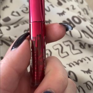 Kylie cosmetics matte lipstick in gorg